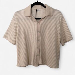 NWT Cream Short Sleeve Button-Up Shirt